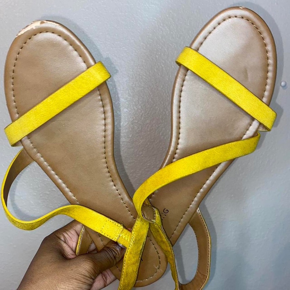 Strapped low heel sandals